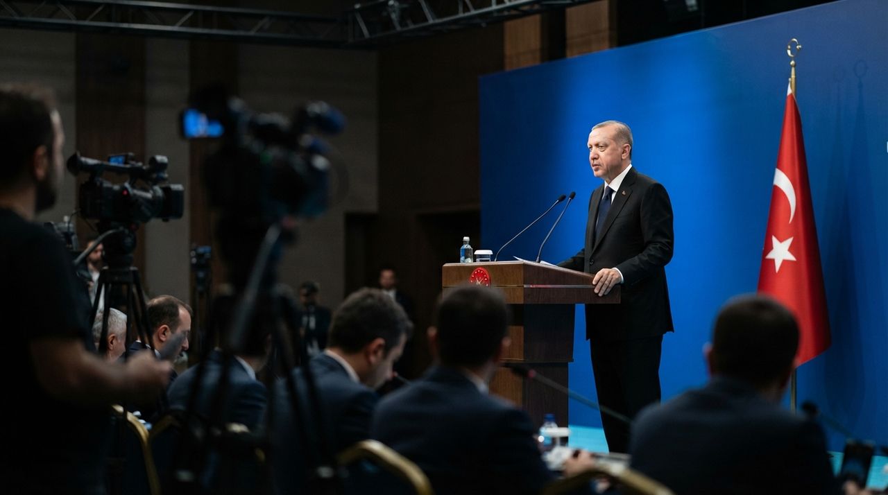 Çelik: Fund fraudsters will be pursued without compromise